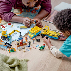 Lego city camioane de constructie si macara cu bila pentru demolari 60391, LEGO - Publisol.ro