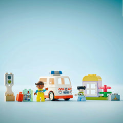 Lego duplo ambulanta si sofer 10447, LEGO - Publisol.ro