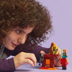 Lego Minecraft batalie deasupra lavei în nether 21266 - Publisol.ro