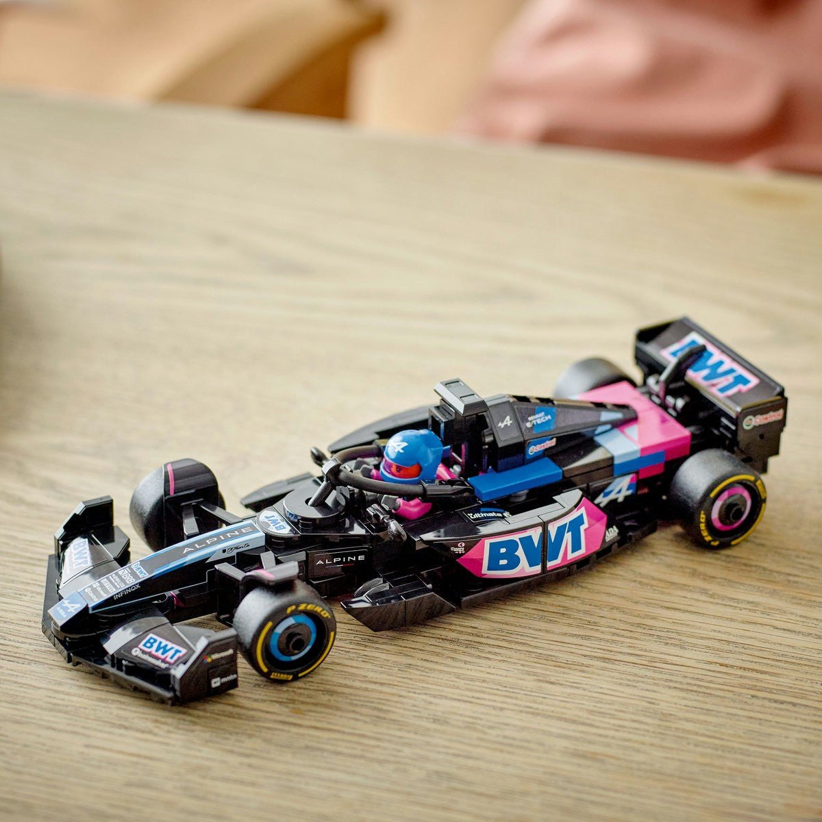 Lego Speed champions masina de curse F1 bwt alpine 77248 - Publisol.ro