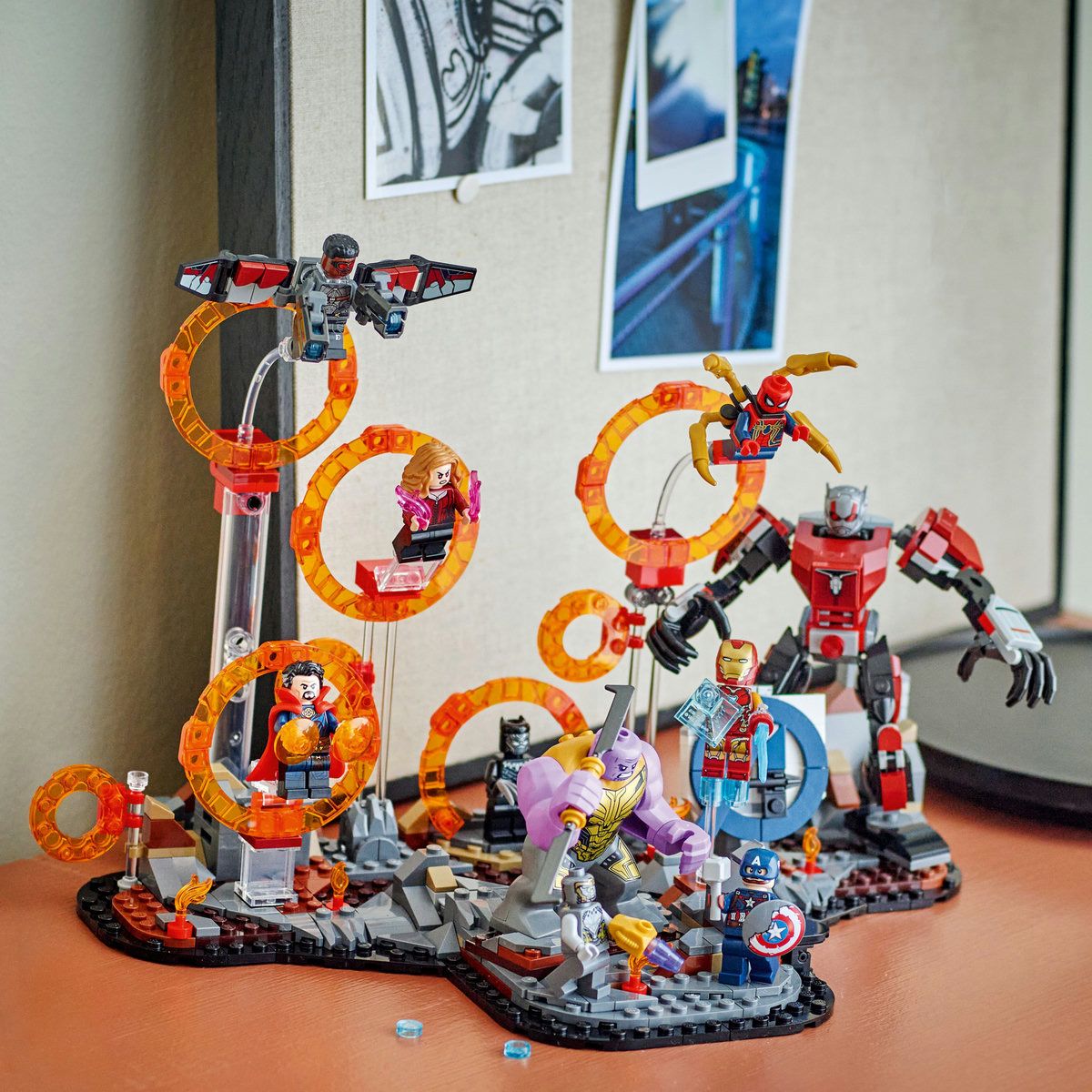 Lego super heroes razbunatorii sfarsitul jocului batalia finala 76323 - Publisol.ro