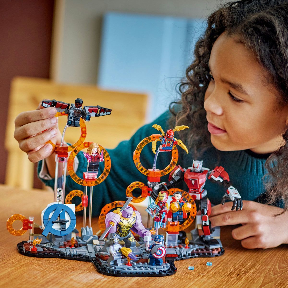 Lego super heroes razbunatorii sfarsitul jocului batalia finala 76323 - Publisol.ro