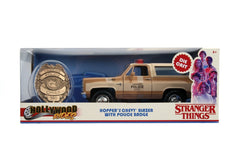 Macheta metalica 1980 chevy police k5 scara 1 la 24, Simba - Publisol.ro