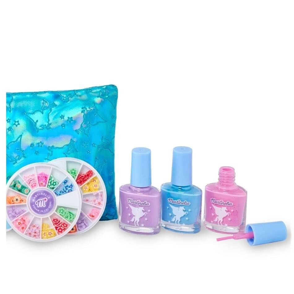 Martinelia galaxy dreams set ingrijire unghii si geanta cosmetica - Publisol.ro