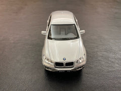 Masinuta metalica bmw x6 13cm scara 1 la 38, KINSMART - Publisol.ro