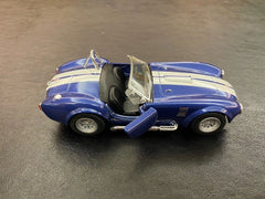 Masinuta metalica shelby cobra 13cm scara 1 la 32, KINSMART - Publisol.ro