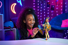 Monster high papusa cleo denile cu animalut si accesorii, Mattel - Publisol.ro