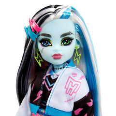 Monster high papusa frankie stein cu animalut si accesorii, Mattel - Publisol.ro