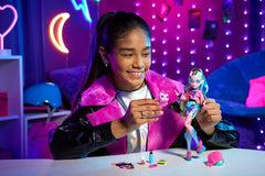 Monster high papusa lagoona blue cu animalut si accesorii, Mattel - Publisol.ro