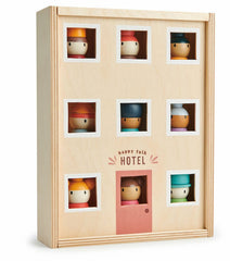 Oamenii din Hotelul Fericit, din lemn premium - Happy Folk Hotel - 9 piese - Tender Leaf Toys - Publisol.ro