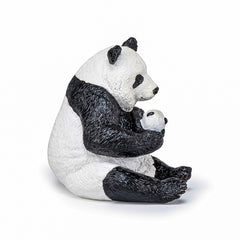 Papo figurina urs panda sezand cu pui in brate, Papo - Publisol.ro