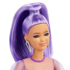 Papusa barbie fashionista cu par mov cu rochie cu umeri bufanti, Mattel - Publisol.ro