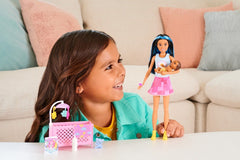 Papusa barbie mamica bruneta cu bebelus, Mattel - Publisol.ro