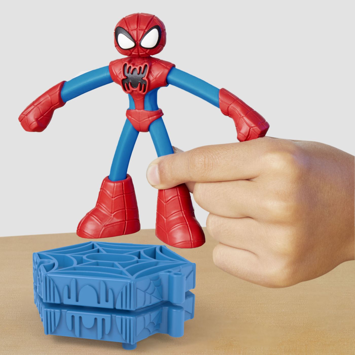 Play-doh marvel figurina flexibila cu accesorii spider man 10cm , Hasbro - Publisol.ro