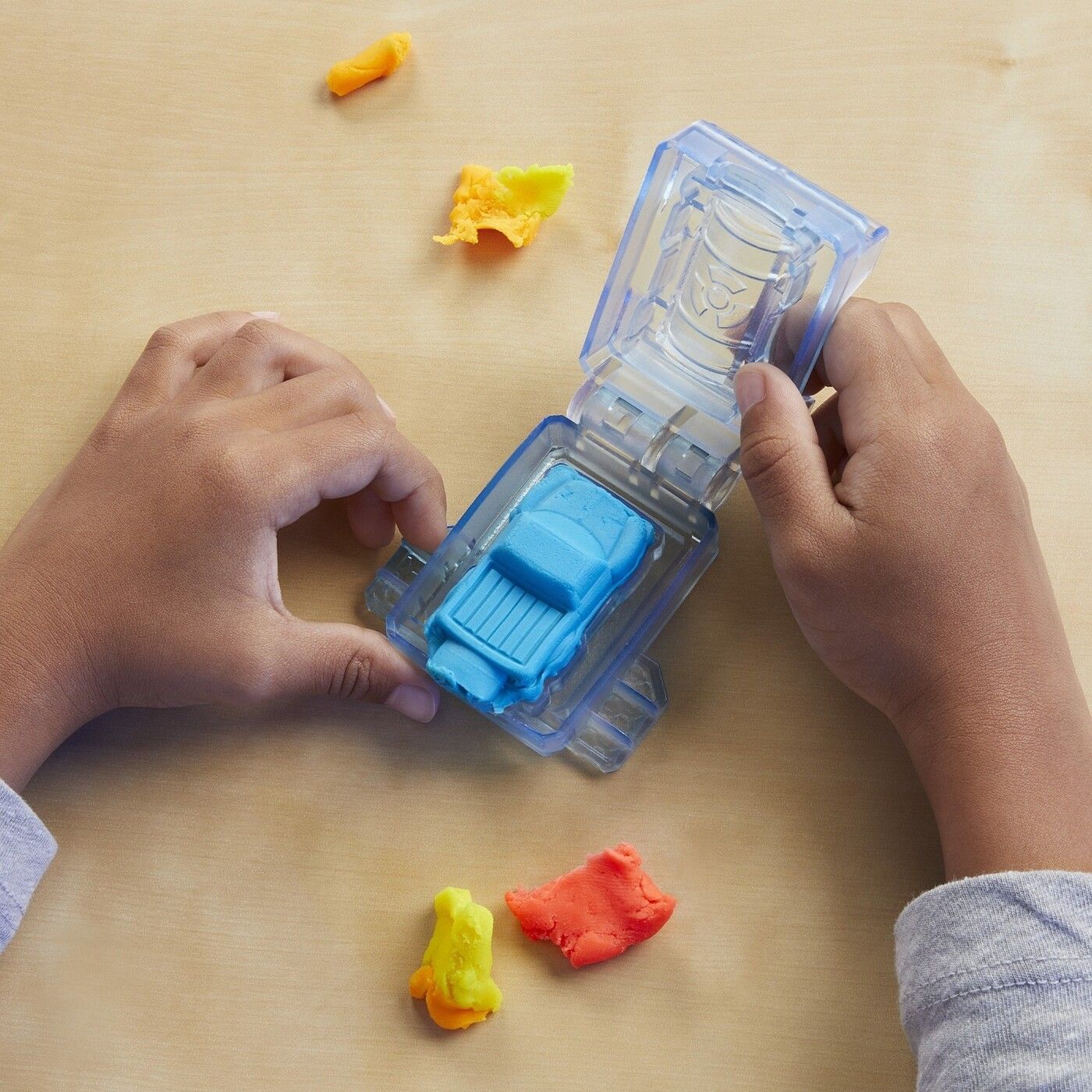 Play doh marvel set hulk loveste si zdrobeste, Hasbro - Publisol.ro