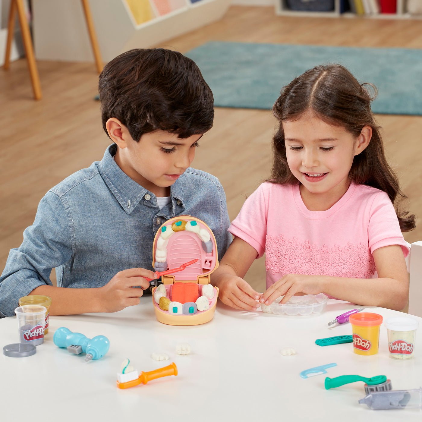 Play-doh set dentistul cu accesorii si dinti colorati, Hasbro - Publisol.ro