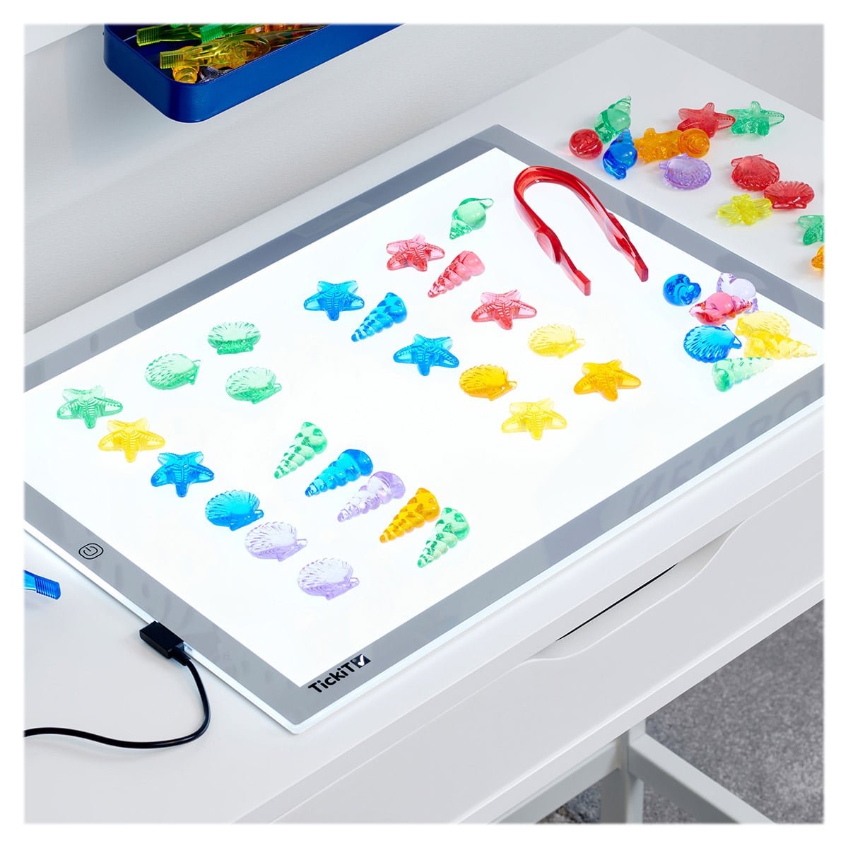 Set de sortare, Scoici translucide colorate, 72 piese, TickiT - Publisol.ro