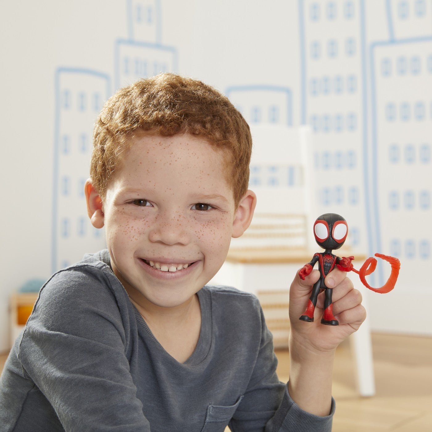 Spidey prietenii extraordinari figurina Miles Morales 10 cm - Publisol.ro
