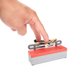 Tech deck pachet cu obstacol fingerboard james, Spin Master - Publisol.ro
