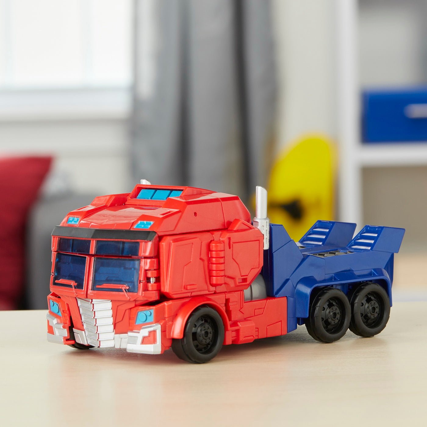 Transformers robot ultimate cu modes attack optimus prime, Hasbro - Publisol.ro